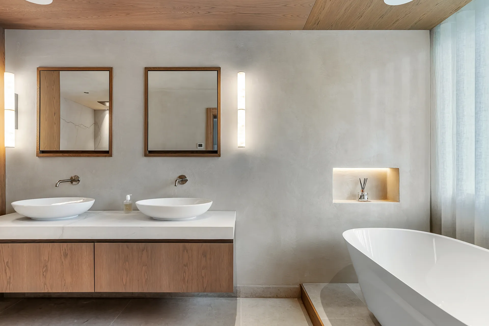 Interior design at Ilkley Moor, Yorkshire by Dean Heim & Co.